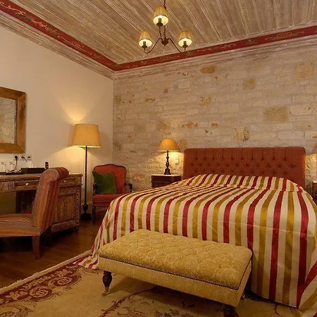 Emotions Country Hotel Voutiron