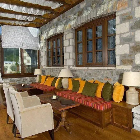 Hotel Emotions Country