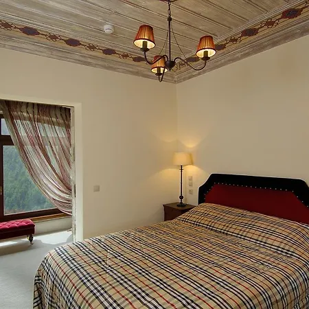 Emotions Country Voutiron