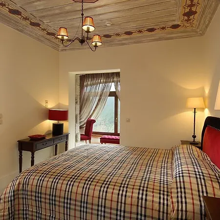 Hotel Emotions Country