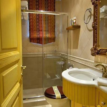 Emotions Country Voutiron